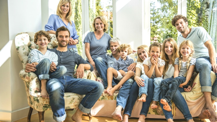 Abstammung: Wie viele Eltern kann ein Kind haben?