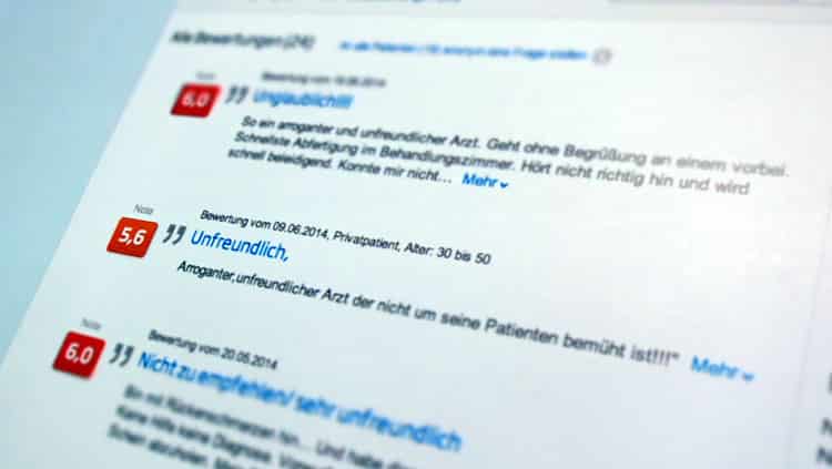 Ärztebewertungsportal: Meinungsfreiheit deckt negative Formulierungen