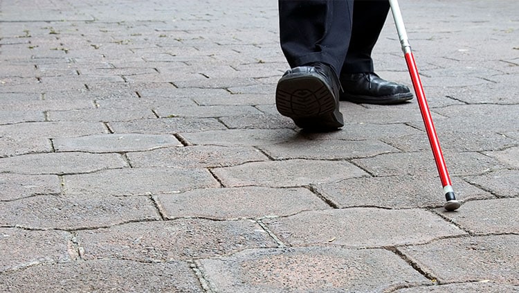 Darf angespartes Blindengeld bei Heimunterbringung angerechnet werden?