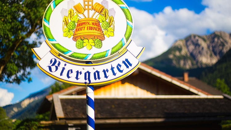 Sturz auf Bierwanderung: Nicht gesetzlich unfallversichert