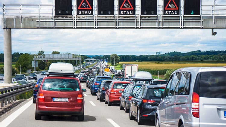Stauende Warnblinker