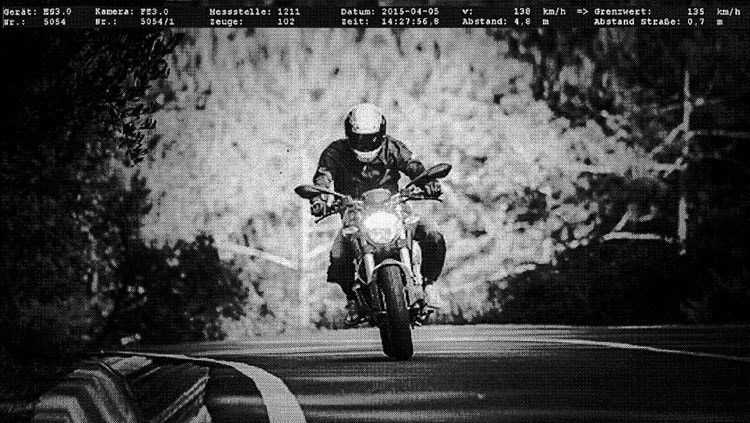Motorrad und Blitzer: Wie die Polizei Biker doch erwischen kann