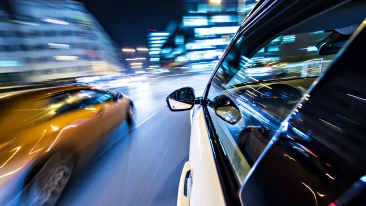 Illegale Autorennen: Welche Strafen drohen Rasern?