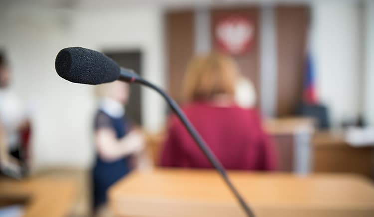 Zeugnisverweigerungsrecht: Was ist das und wer kann es nutzen?