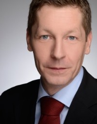 Dr. Oliver C. Storr