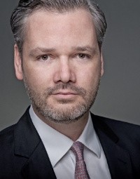 Dr. Daniel Simon Travers