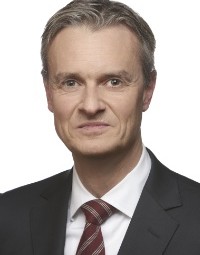 Dr. Philipp Hackländer