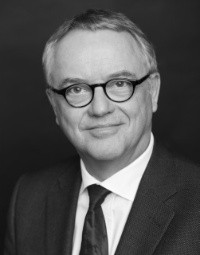 Dr. Michael Tigges, LL.M., M.M.