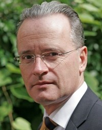 Dr. Thomas Jehle
