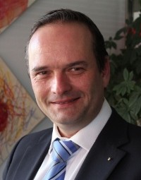 Dr. Jörg A. E. Schröck