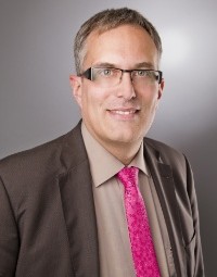 Henning Schröder