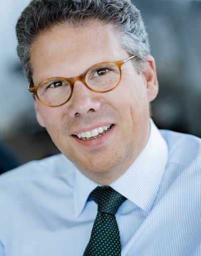 Dr. Wolfgang Jakob